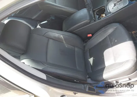 2012 Hyundai Genesis 3.8 из США, поврежденный, VIN KMHGC4DD5CU181941